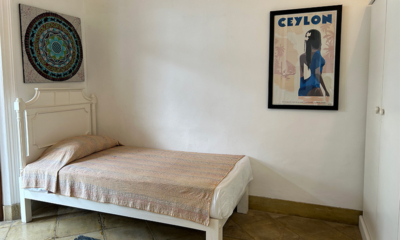 Skye House Bedroom with a King Bed and a Single Bed | Habaraduwa, Sri Lanka