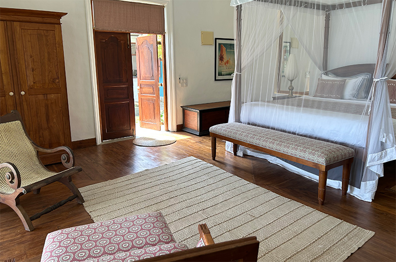 Skye House Bedroom with Seating Area | Habaraduwa, Sri Lanka