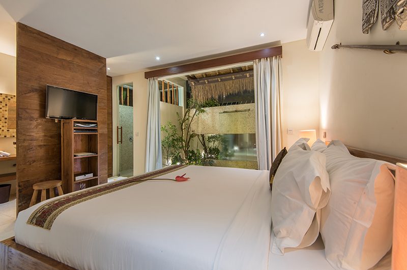 Villa Ku Besar Bedroom with TV | Seminyak, Bali