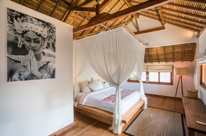 Villa Waterlily Seminyak Bedroom with Painting | Seminyak, Bali