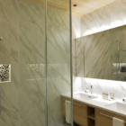 Tsudoi Shower | Hirafu, Niseko