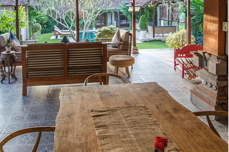 Villa Rindik Indoor Dining Table | Canggu, Bali