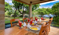 Villa Semadhi Dining Table | Pemuteran, Bali