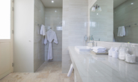 Skye Beach Villas Bathroom One | Choeng Mon, Koh Samui