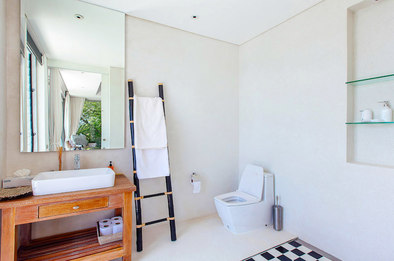 Villa Arcadia Bathroom with Mirror | Laem Sor, Koh Samui