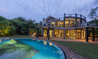 Villa Thuya Exterior at Night | Ambalangoda, Sri Lanka