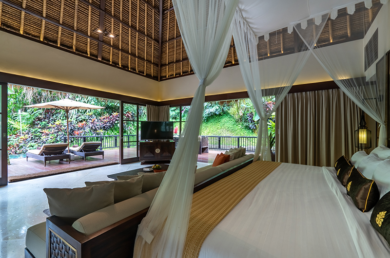 Hidden Palace Bedroom | Ubud, Bali