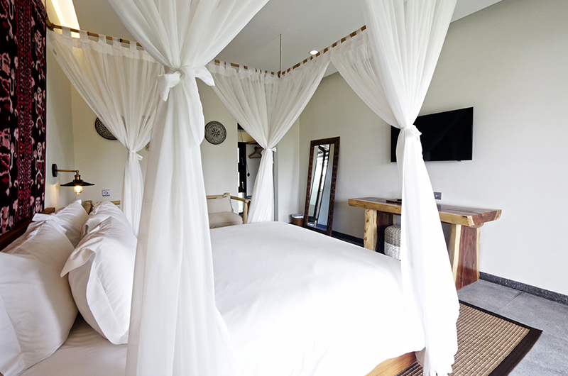 Villa Elite Cassia Bedroom with TV | Canggu, Bali