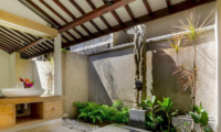 Villa Khajuraho Shower | Uluwatu, Bali