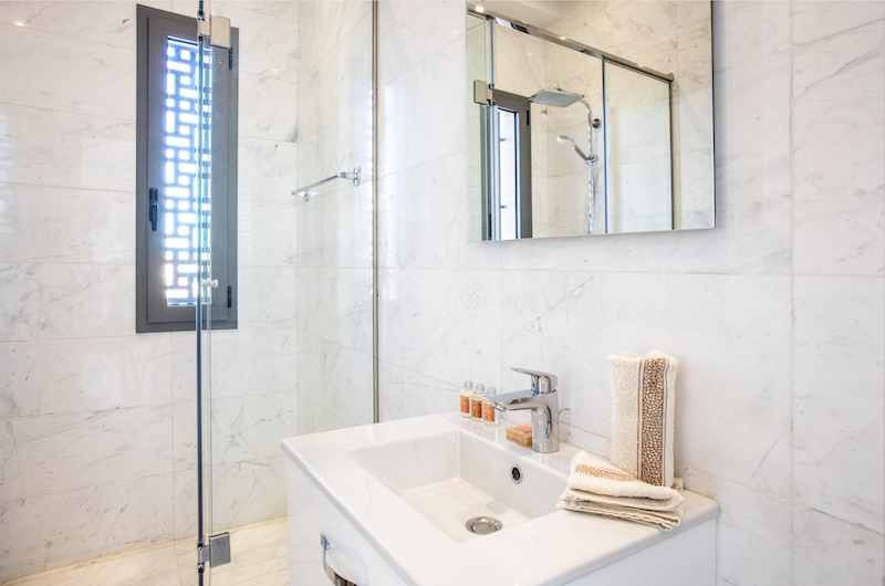 Villa Arteo Bathroom Three with Shower | Marrakesh, Morocco