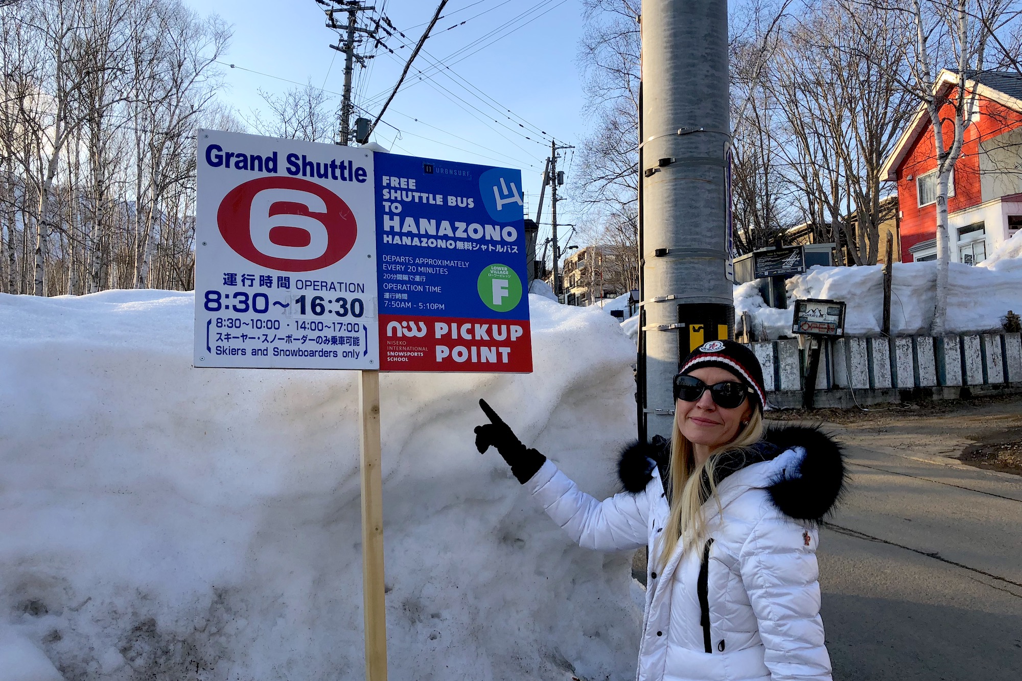 Nisek Hirafu Grand Shuttle Stop