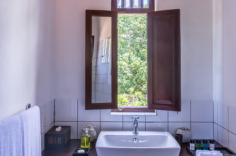 The Muse Bathroom | Bentota, Sri Lanka