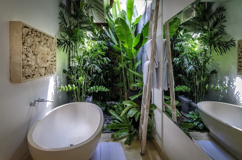Hevea Villas Two Bedroom Villa Bathtub | Seminyak, Bali