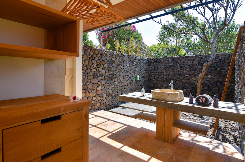 Sumberkima Hill Villas Villa Bidadari Bathroom with Shower | North Bali, Bali