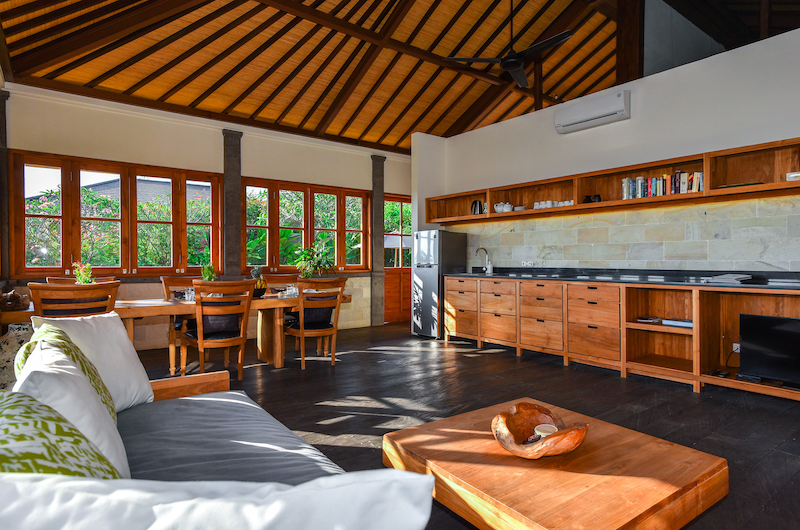 Sumberkima Hill Villas Villa Julielele Dining Area | North Bali, Bali