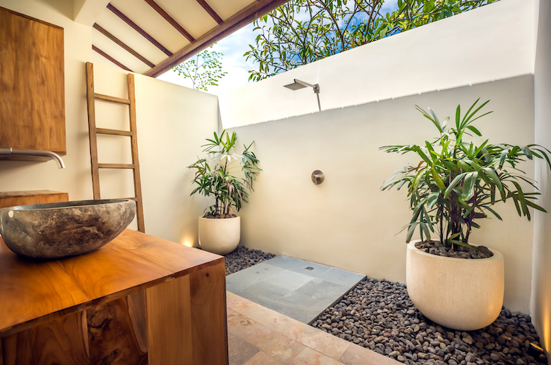 Sumberkima Hill Villas Villa Katak Shower Area | North Bali, Bali