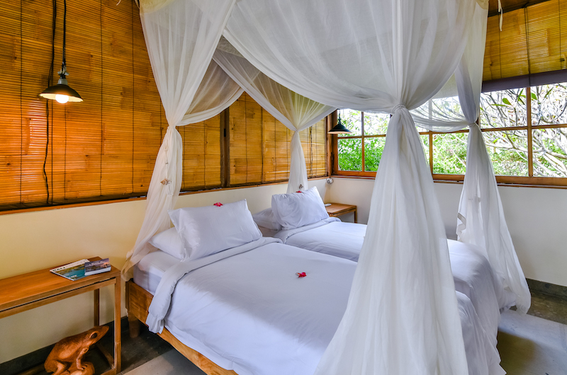 Sumberkima Hill Villas Villa Singa Twin Bedroom with Lamps | North Bali, Bali