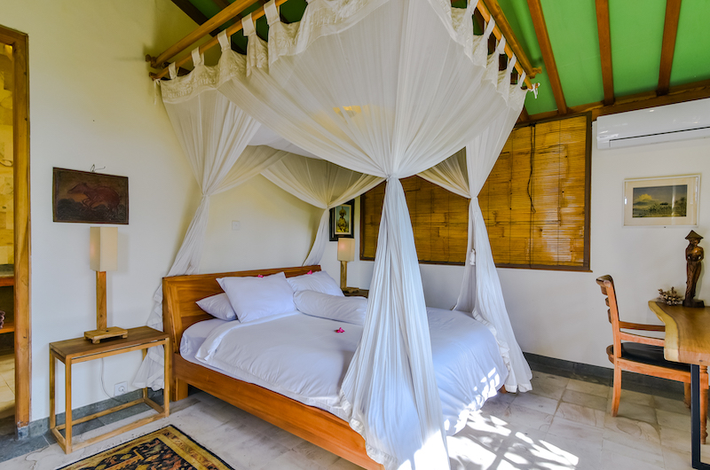 Sumberkima Hill Villas Villa Singa Bedroom with Seating | North Bali, Bali