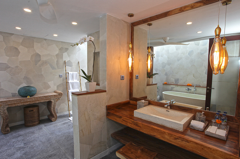 Villa Elite Mundano Bathroom Area | Canggu, Bali