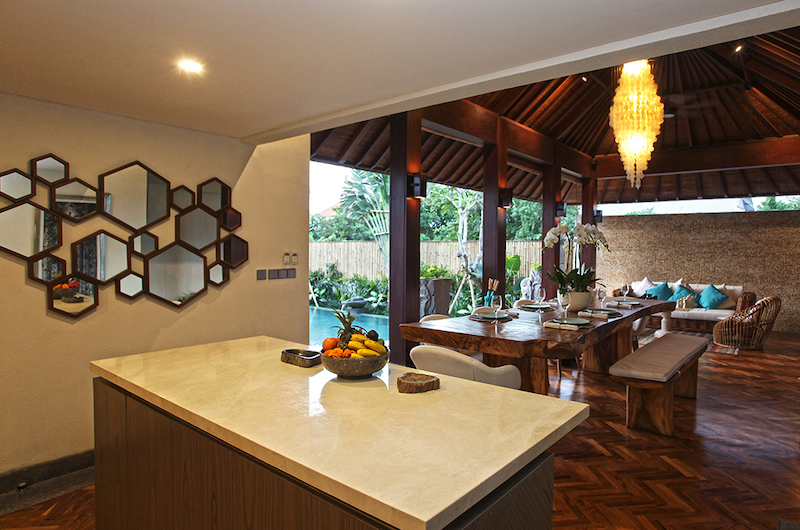 Villa Elite Mundano Dining Area | Canggu, Bali
