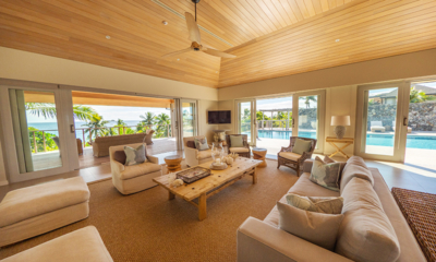Villa Astrolabe Seating | Yaukuvelevu, Fiji