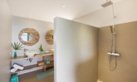 Comoon Villas Poda Bathroom | Chaweng, Koh Samui