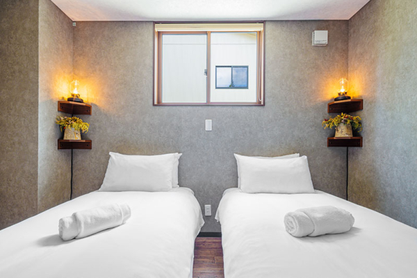 Mizuho Chalet Three Bedroom Bedroom Two | Happo, Hakuba