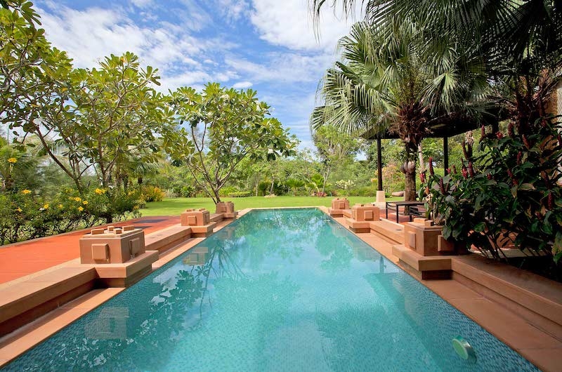 Villa Chom Tawan Swimming Pool | Layan, Phuket