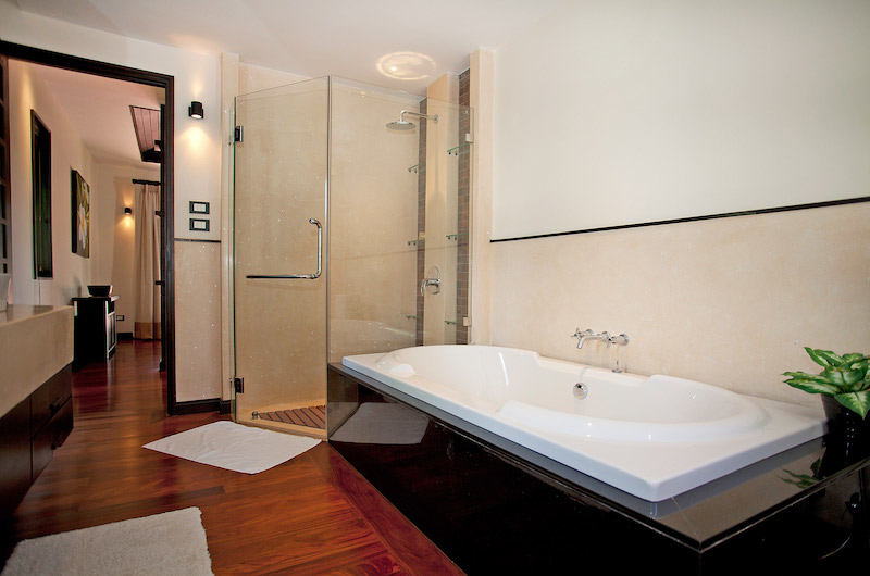 Villa Chom Tawan En-suite Bathroom | Layan, Phuket