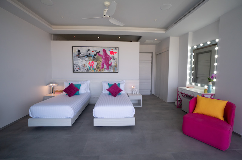Villa Enjoy Spacious Twin Bedroom | Patong, Phuket
