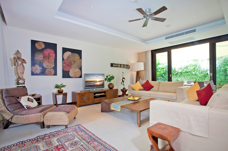 Villa Maan Tawan Living Room | Layan, Phuket