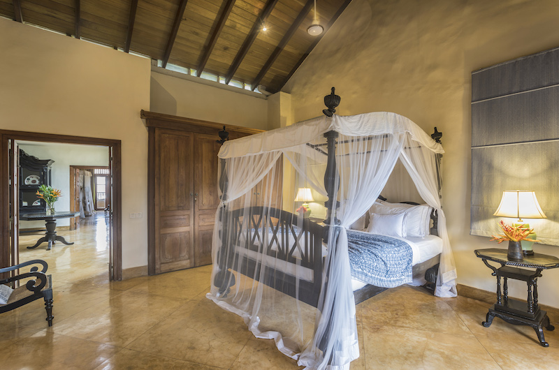 Thambili House Bedroom with Canopy Bed and Cupboard | Galle, Sri Lanka