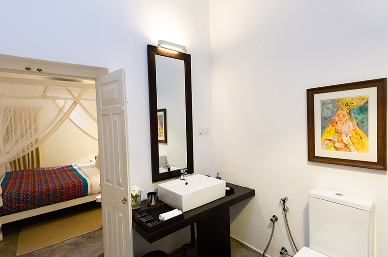 Villa 906 Bedroom with Enclosed Bathroom | Hikkaduwa, Sri Lanka