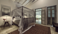 Villa Mawella Bedroom with Balcony | Tangalle, Sri Lanka