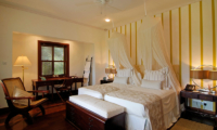 Villa Silver Turtle Twin Bedroom with Four Poster Bed | Canouan, St Vincent and the Grenadines