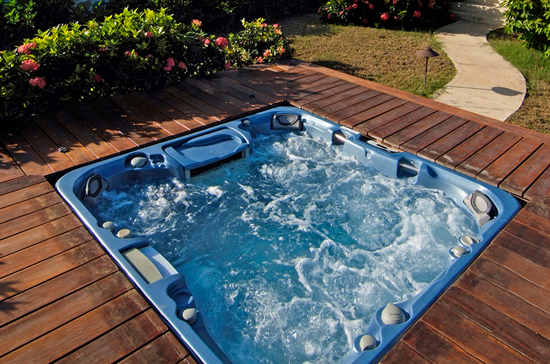 Villa Silver Turtle Jacuzzi | Canouan, St Vincent and the Grenadines