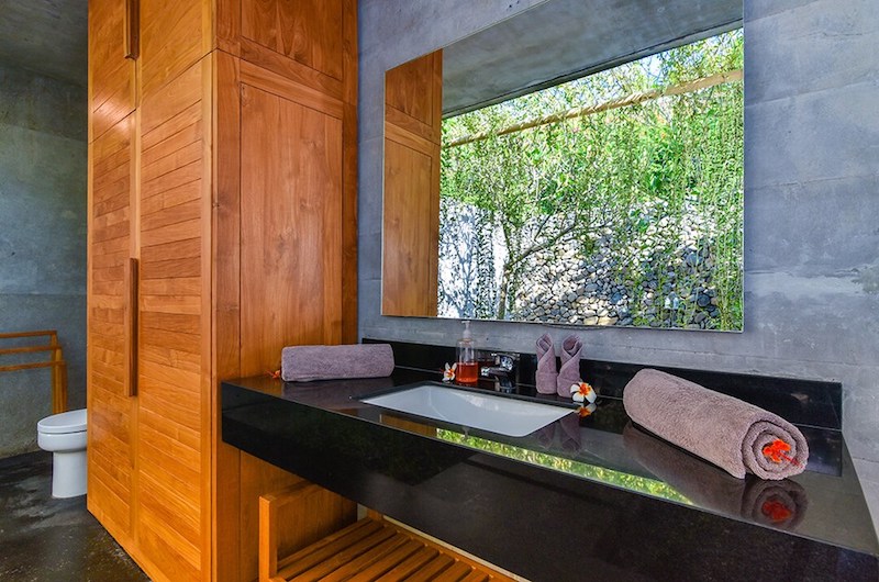 Sumberkima Hill Villas Villa Arun Bathroom | North Bali, Bali