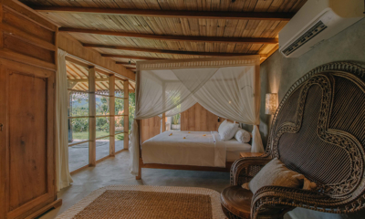 Sumberkima Hill Villas Villa Jahe Bedroom with Seating Area | Pemuteran, Bali