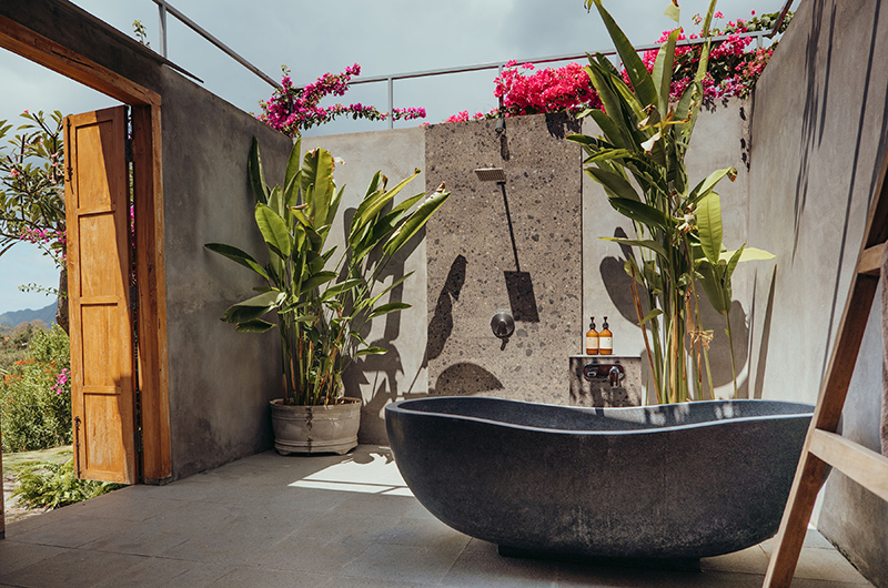 Sumberkima Hill Villas Villa Jahe Bathroom with Bathtub and View | Pemuteran, Bali