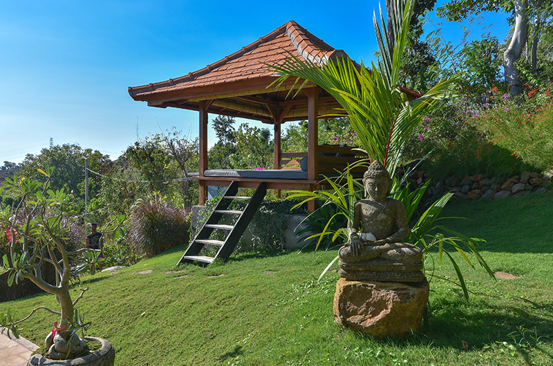 Sumberkima Hill Villas Villa Loulaki Gardens with Seating Area | Pemuteran, Bali