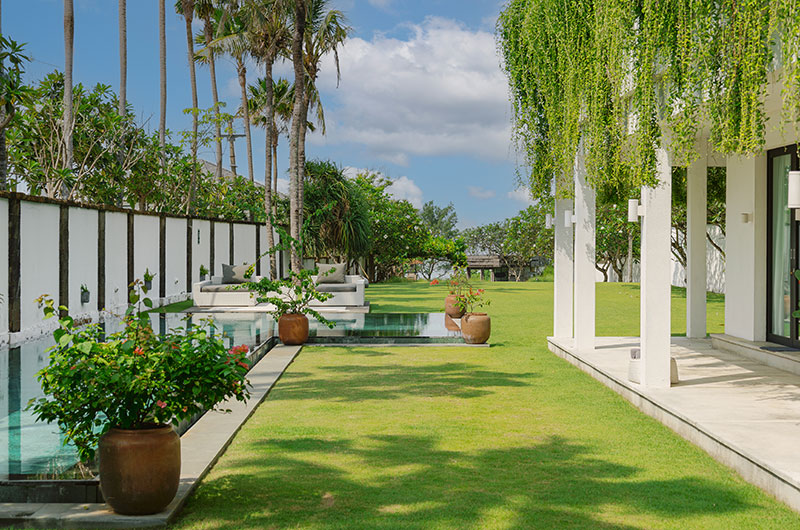 The Beach Villa Cemagi Gardens and Pool | Seseh, Bali