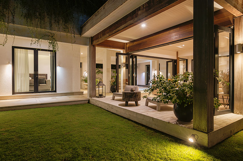 The Beach Villa Cemagi Night View | Seseh, Bali