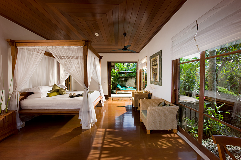 Villa Bukit Naga Bedroom and Outside View | Gianyar, Bali