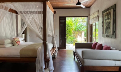 Villa Bukit Naga Bedroom with Seating Area | Gianyar, Bali
