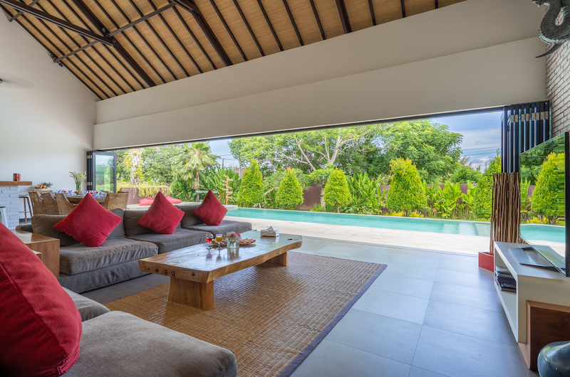 Villa Doretanh Living Area with Pool View | Ungasan, Bali