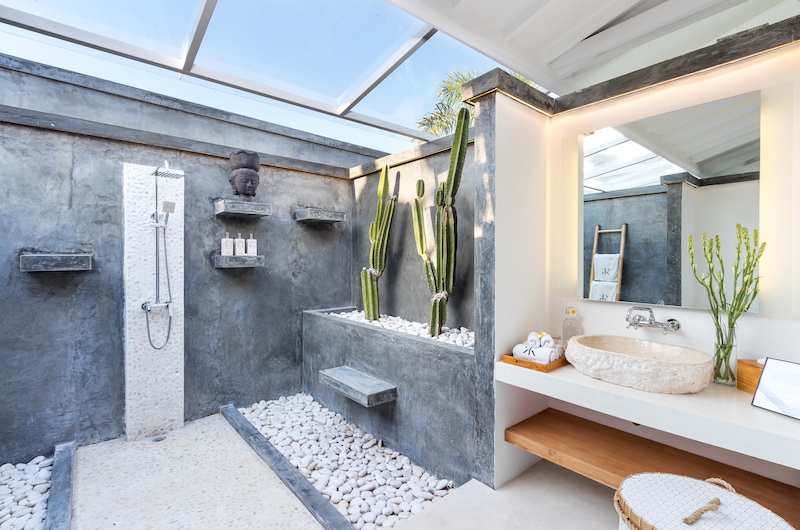 Villa Karein Outdoor Shower Area | Seseh, Bali