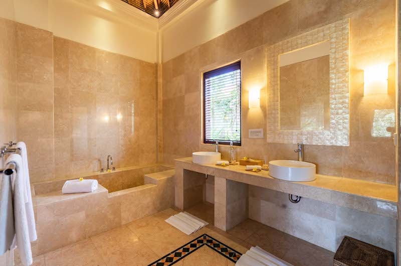 Villa Sasih Karo Bathroom One | Ubud, Bali
