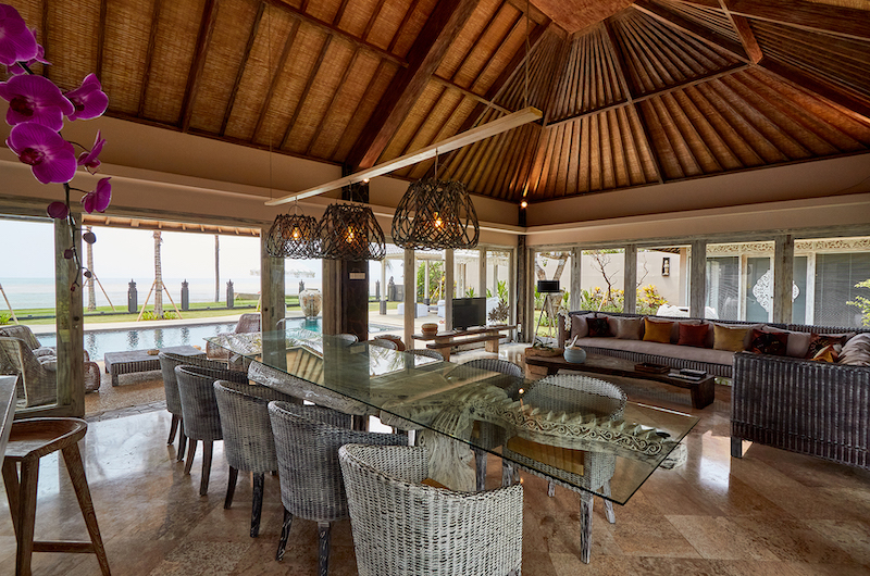 Villa Sunrise Dining and Living Area | Gianyar, Bali
