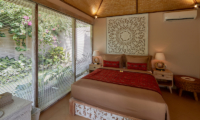 Villa Sunrise Bedroom with Garden View | Gianyar, Bali