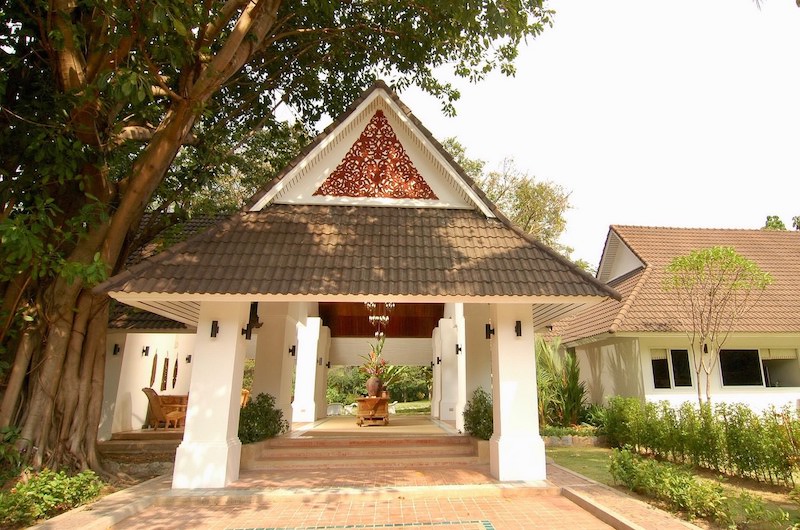 Tamarind Villas Lake Villa Entrance | Pattaya, Chonburi